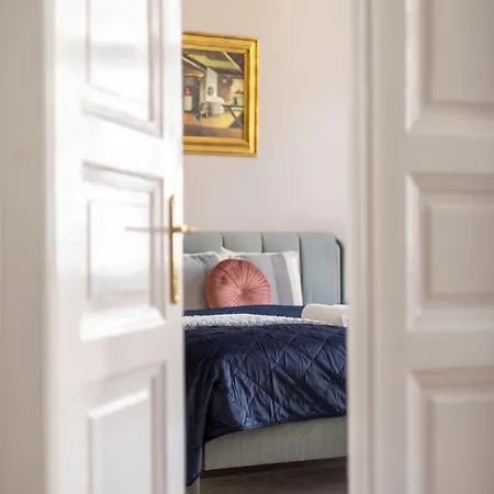 Charming Dream & Retreat By Prestige Homes *