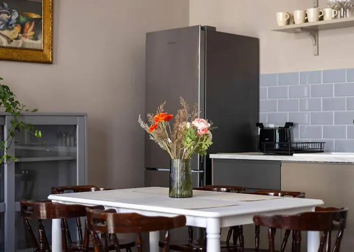 Charming Dream & Retreat By Prestige Homes דירה בודפשט