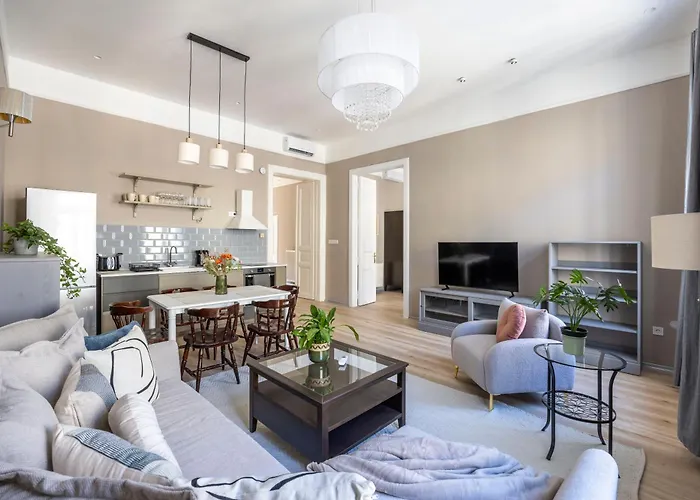 Charming Dream & Retreat By Prestige Homes *